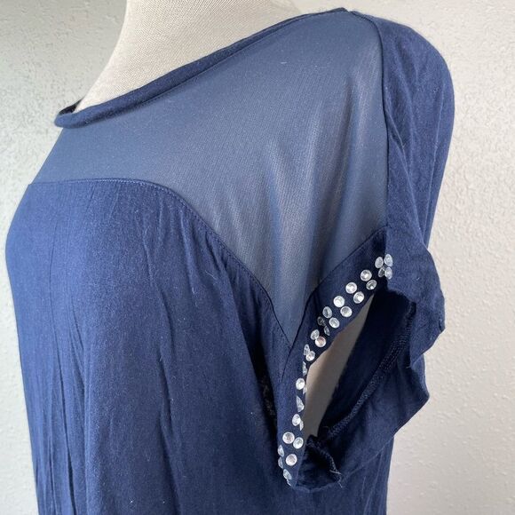 Faith and Joy Top Size M EUC - Picture 5 of 8